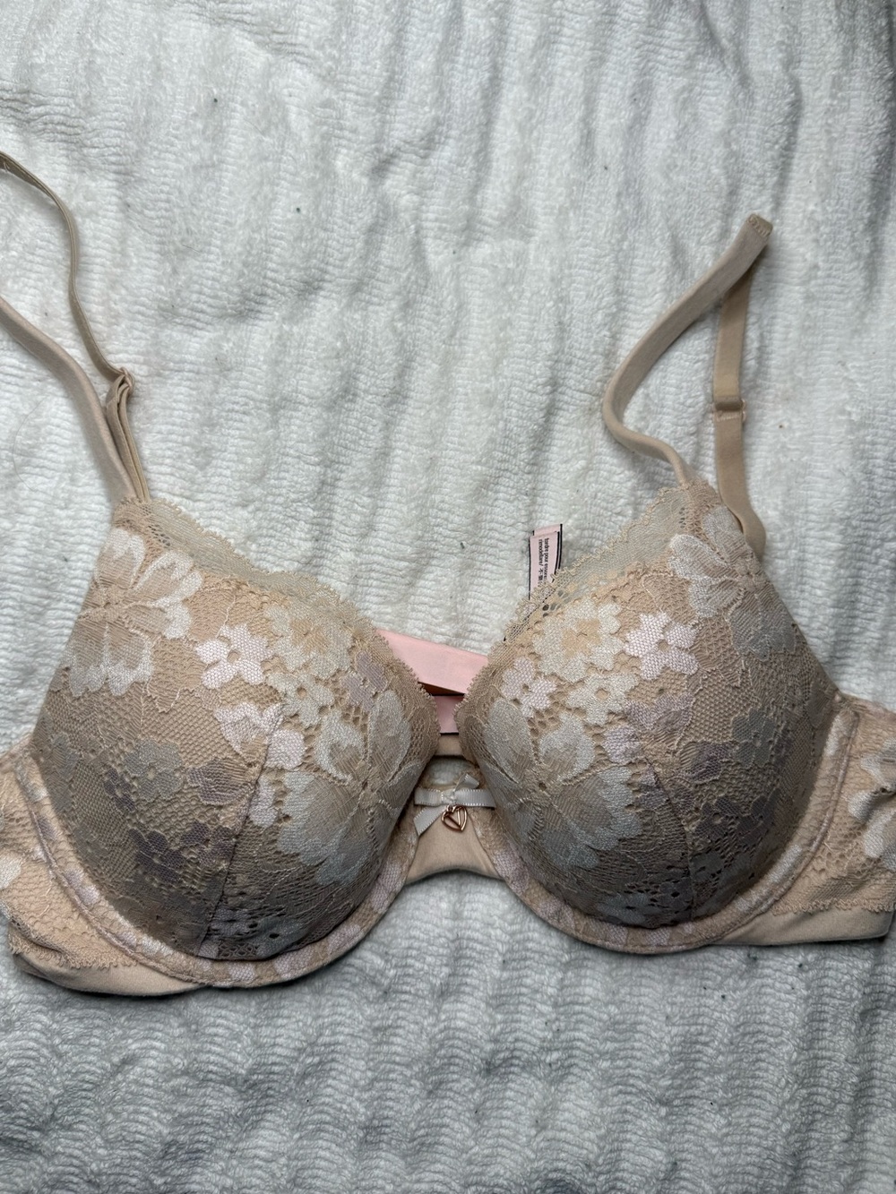 Victoria’s Secret Floral Lace Push Up Bra Nude Beige Underwire Bra